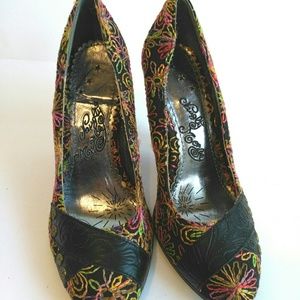 Naughty Monkey Floral Embroidered Pumps Studded